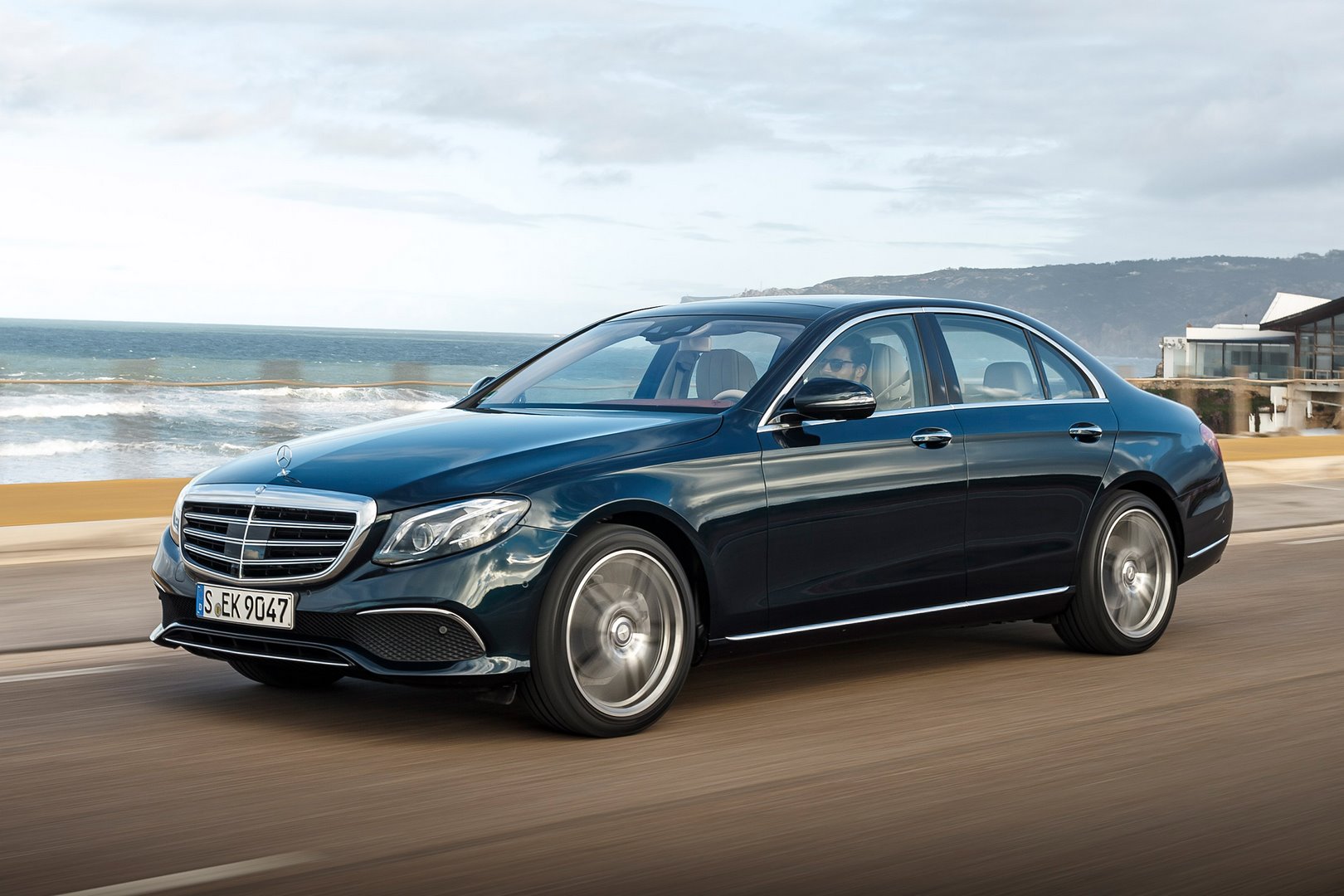 Mercedes- E250